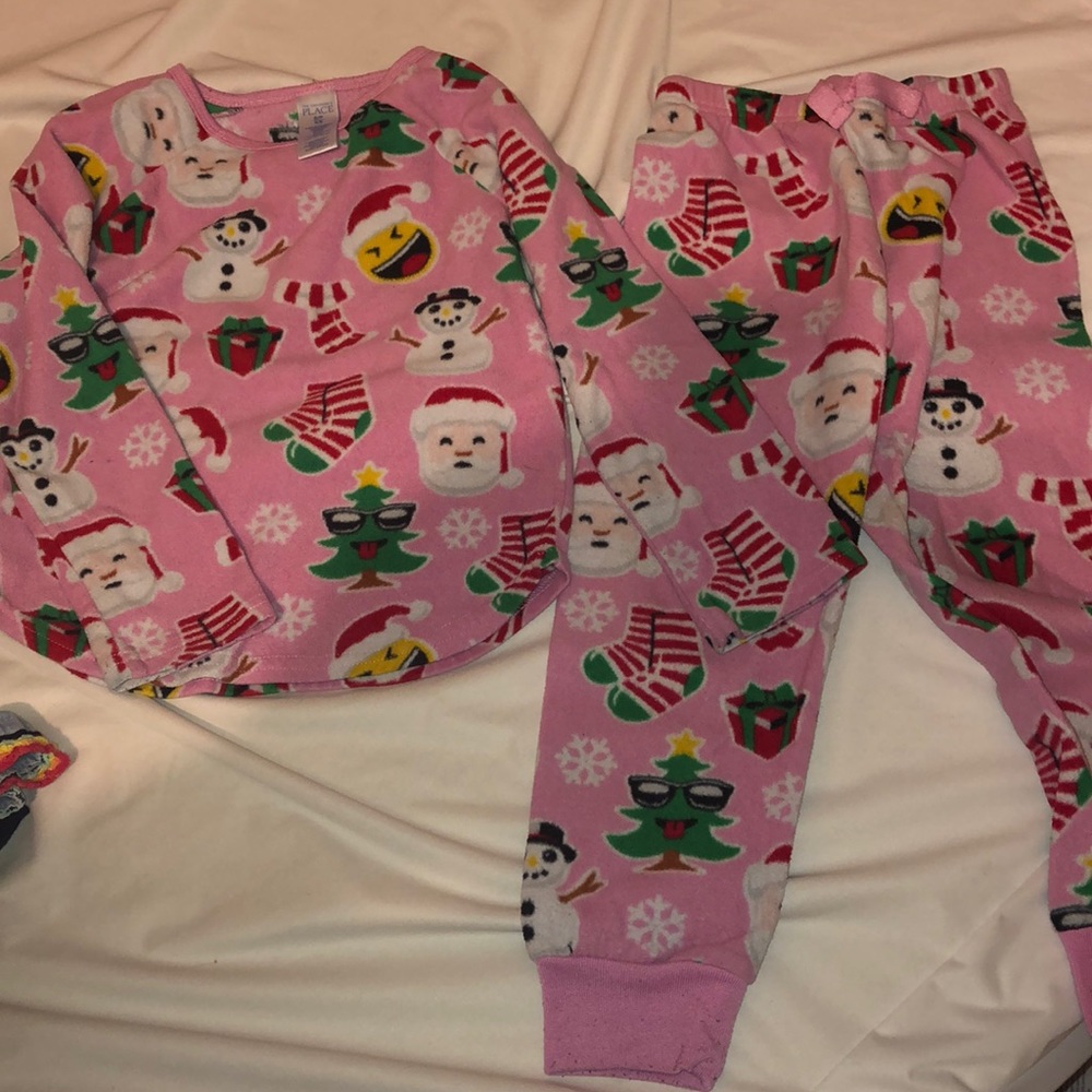 Girls Christmas pjs 5/6